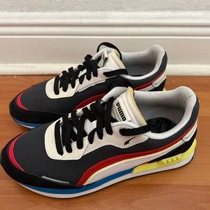 Men’s Puma Sneakers size US 8